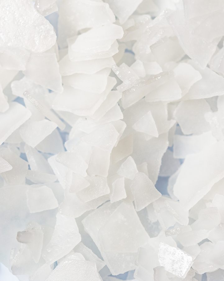Magnesium flakes